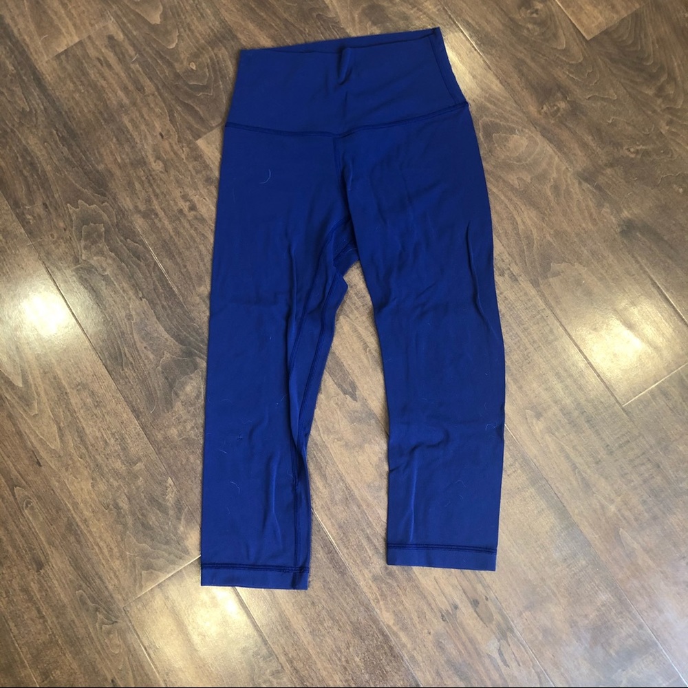 Cropped lululemons